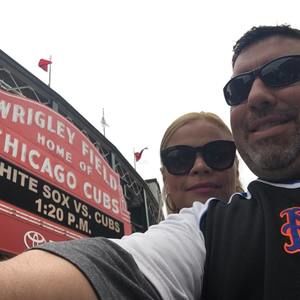 Meet your Posher, Louis